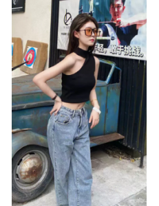 美式辣妹无袖短款上衣设计感小众2023新款显瘦黑色正肩t恤女夏季